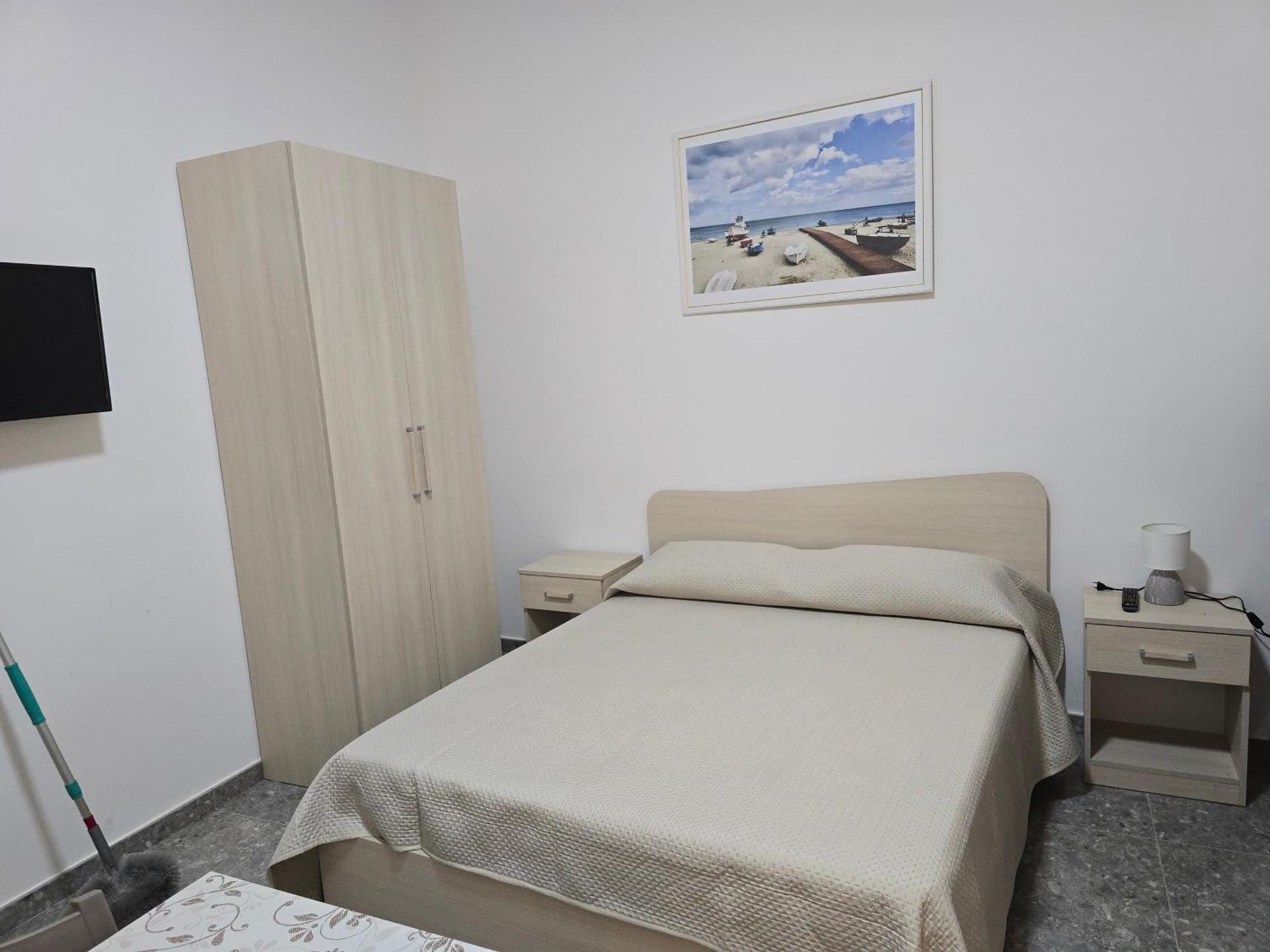 マリーナ・ディ・
スキアヴォネア Da Massimo 1 Bed & Breakfast エクステリア 写真